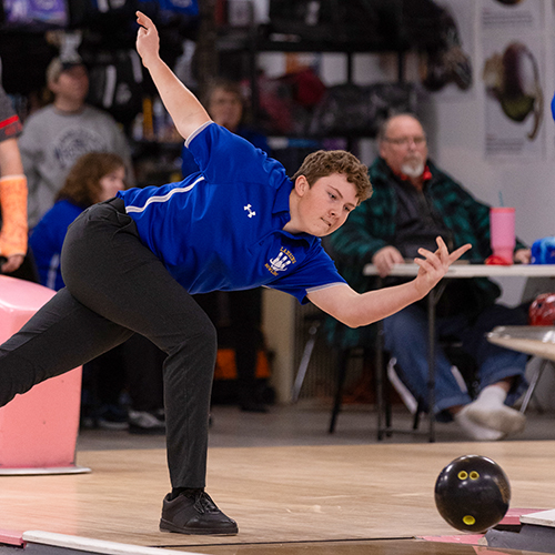 Bowling (Boys): Nicco Binns, Lansing