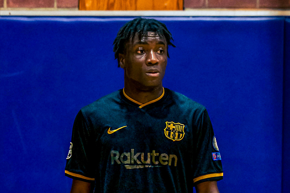 Ithaca soccer players take part in Corning community fundraiser