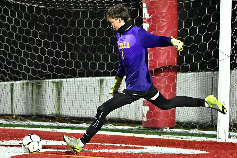 Ithaca’s James Reiter takes goalkeeping talents to Babson